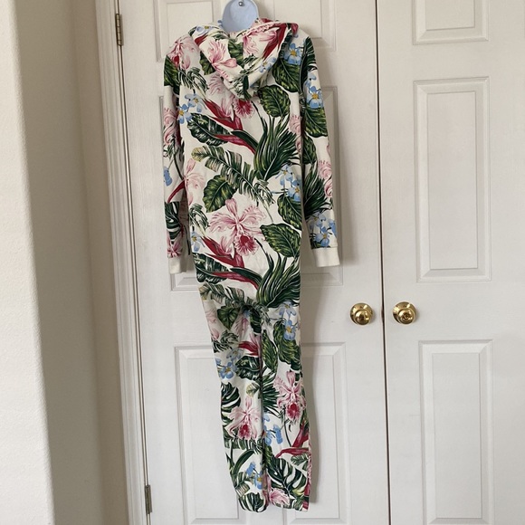 Norwegian Original ONEPIECE Tropicana JUMPSUIT Onesie Off-White Floral Unisex XS - Picture 4 of 13